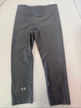 Under Armour grey Cropped Athletic Leggings